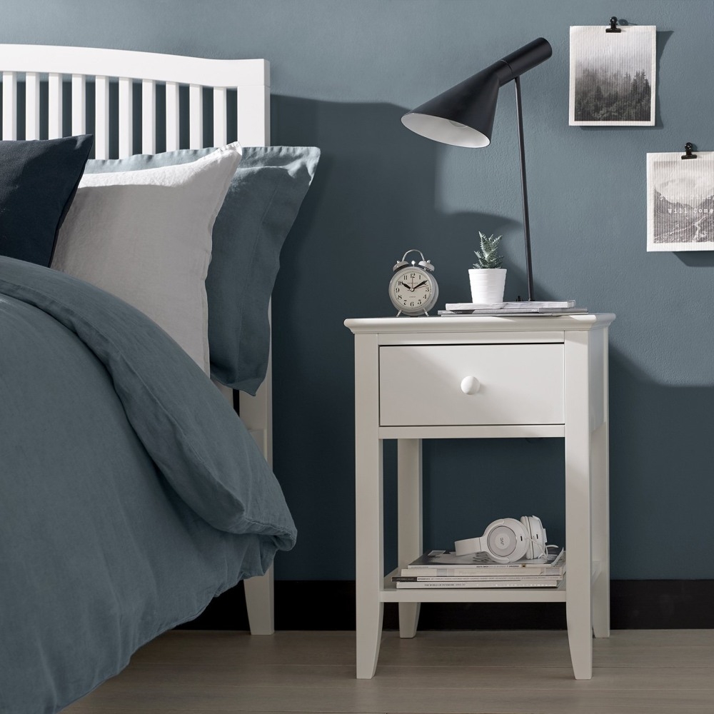 Product photograph of Bentley Designs Ashby White 1 Drawer Bedside Cabinet from Choice Furniture Superstore.