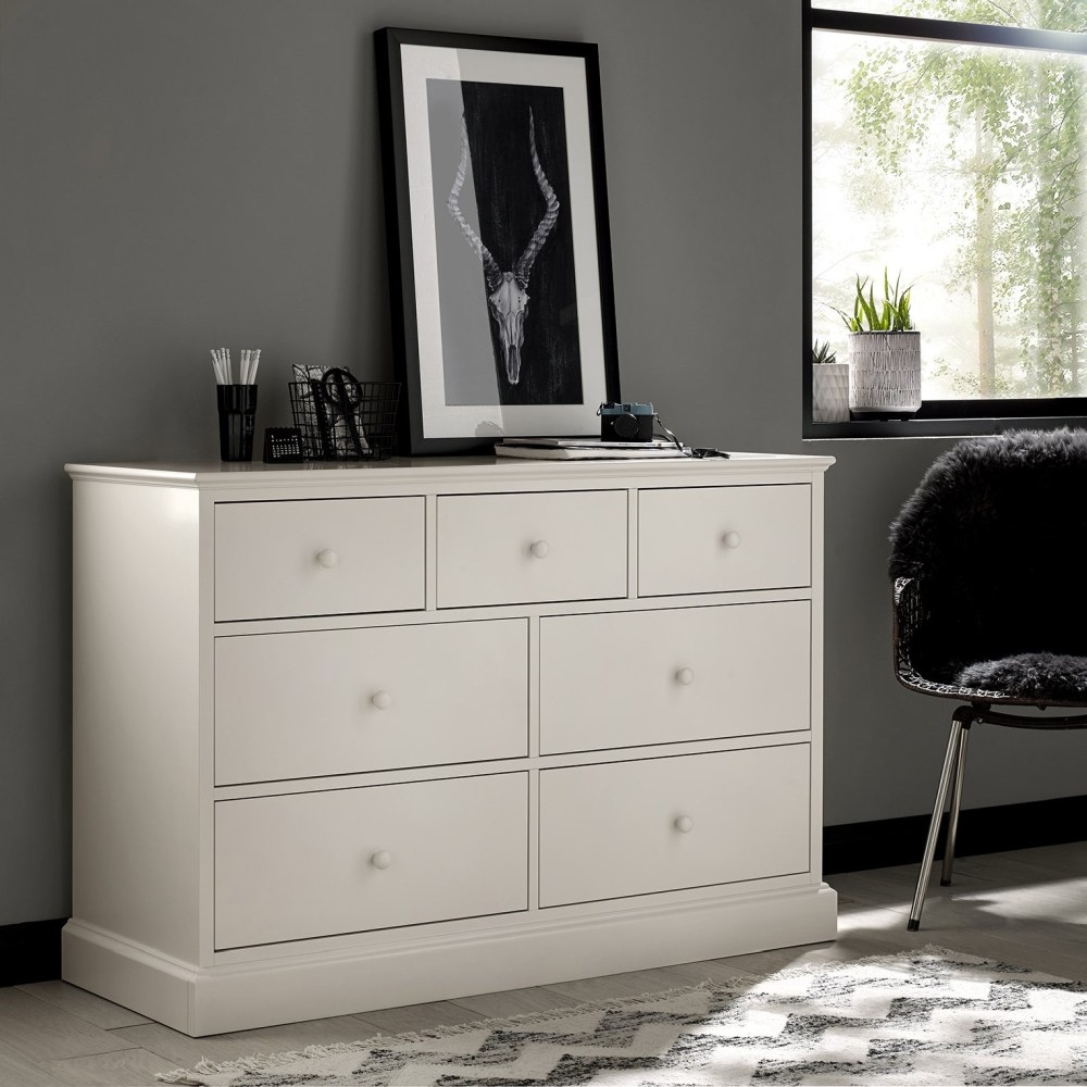 Product photograph of Bentley Designs Ashby White 3 4 Drawer Chest from Choice Furniture Superstore.