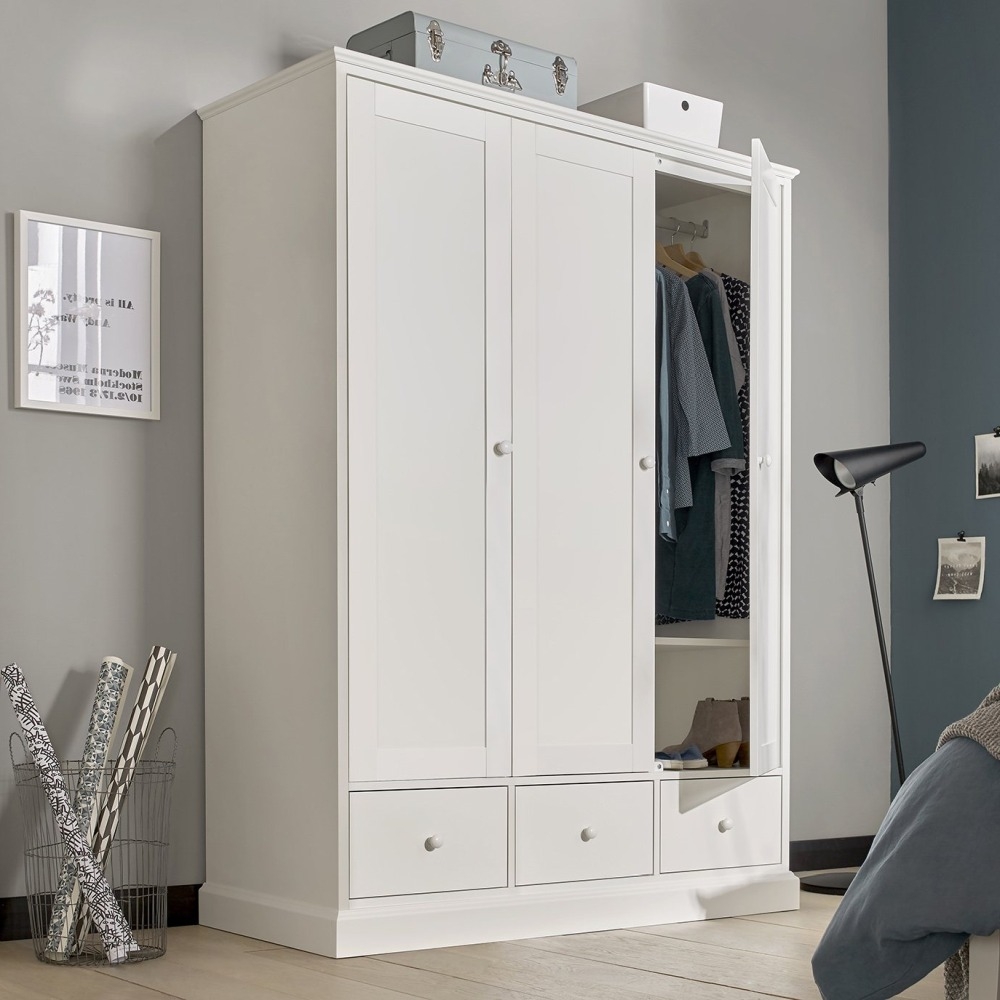 Product photograph of Bentley Designs Ashby White 3 Door Combi Wardrobe from Choice Furniture Superstore.