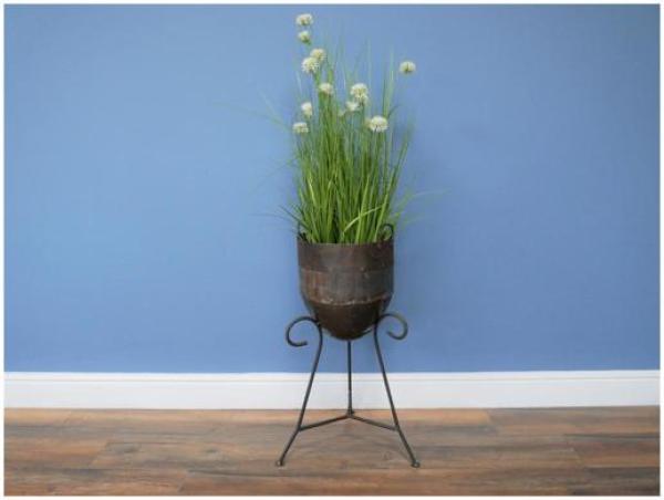 Product photograph of Dutch Iron Planter from Choice Furniture Superstore.