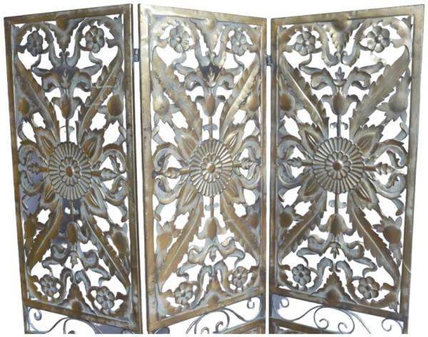 Product photograph of Dutch Metal Screen from Choice Furniture Superstore.