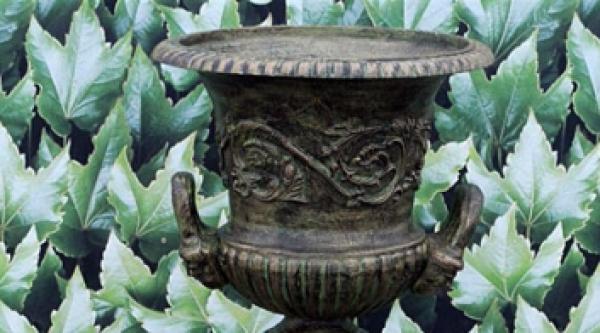 Product photograph of Urn And Base Old Verdi R-335b from Choice Furniture Superstore.