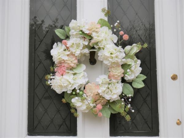 Product photograph of Wreath - 7481 Set Of 2 from Choice Furniture Superstore.