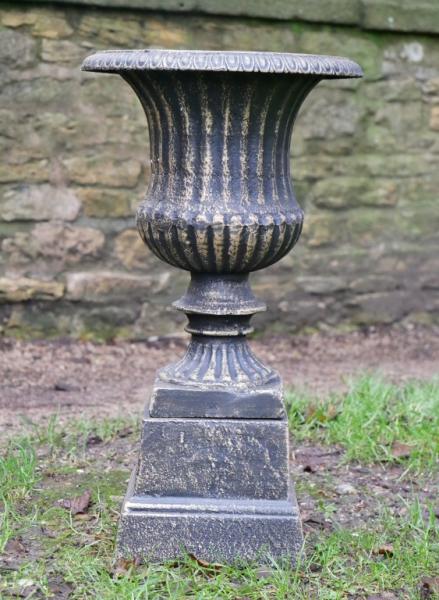 Product photograph of C4 Urn And Base Bz Finish from Choice Furniture Superstore.