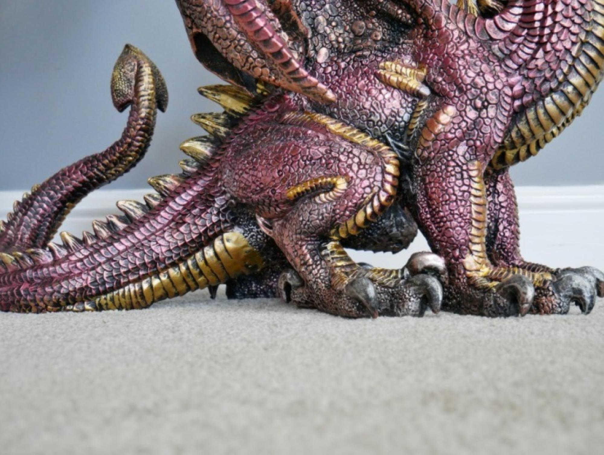 Product photograph of Dragon Statue from Choice Furniture Superstore.