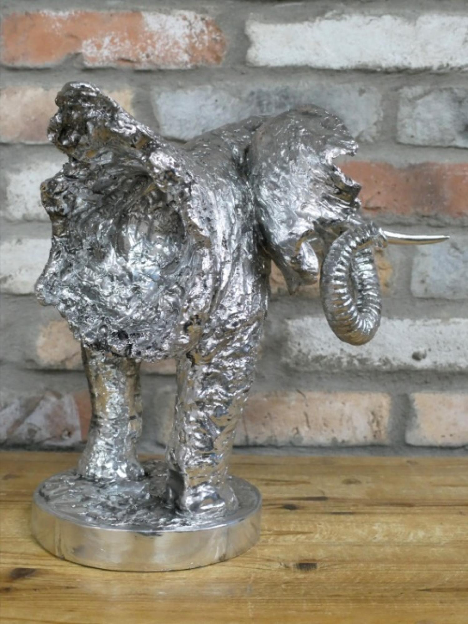 Product photograph of Elephant Statue Set Of 2 from Choice Furniture Superstore.