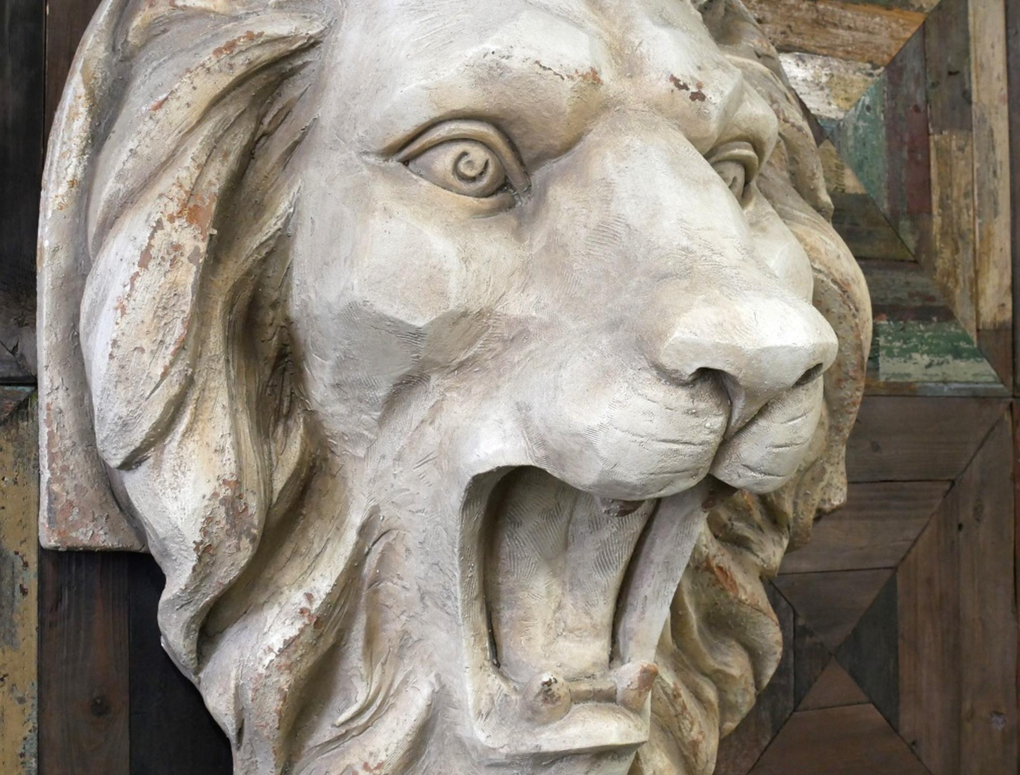 Product photograph of Giant Lion Head Wall Decoration from Choice Furniture Superstore.