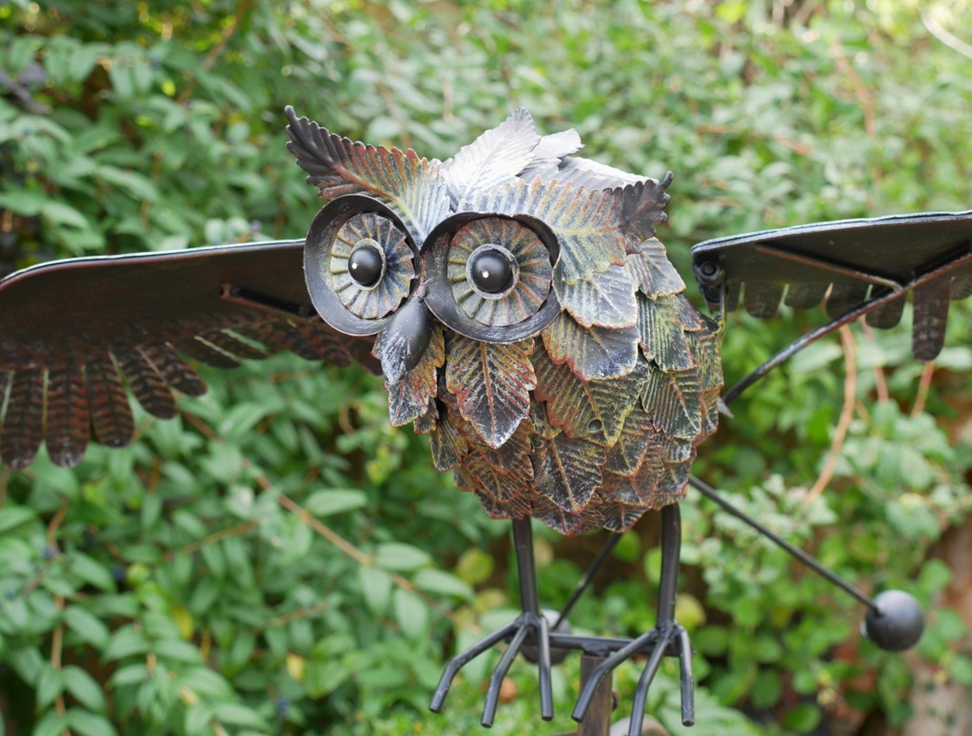 Product photograph of Giant Owl Stake from Choice Furniture Superstore.