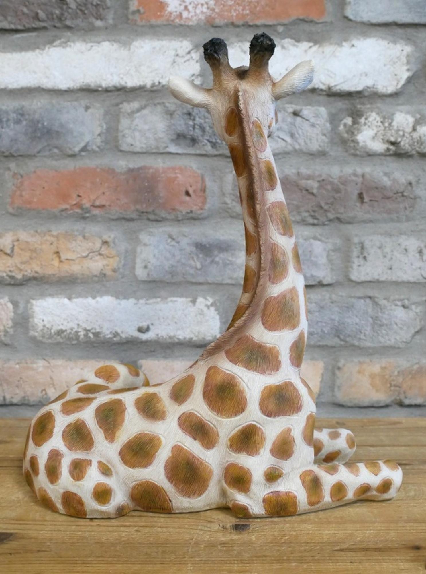 Product photograph of Resin Giraffe Set Of 2 from Choice Furniture Superstore.