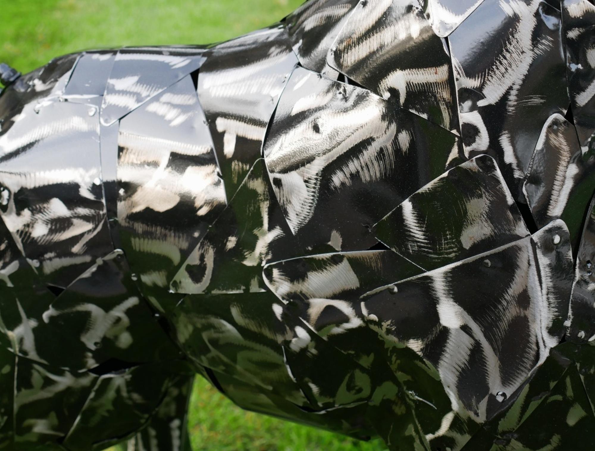 Product photograph of Black Giraffe from Choice Furniture Superstore.