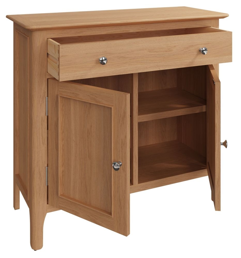 Product photograph of Appleby Oak 2 Door 1 Drawer Sideboard from Choice Furniture Superstore.