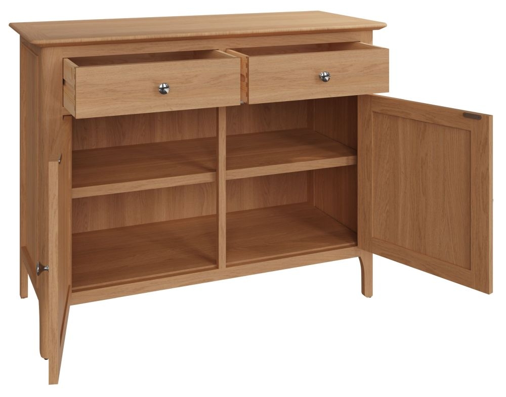 Product photograph of Appleby Oak 2 Door 2 Drawer Sideboard from Choice Furniture Superstore.