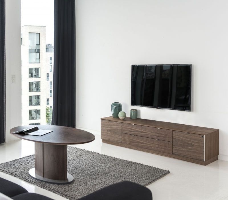 Product photograph of Skovby Sm941 Tv Cabinet With Remote Link from Choice Furniture Superstore.
