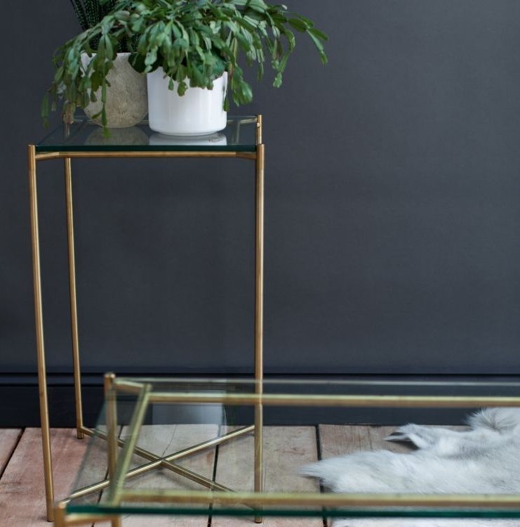 Product photograph of Iris Weathered Oak Tray Square Plant Stand With Brass Frame from Choice Furniture Superstore.